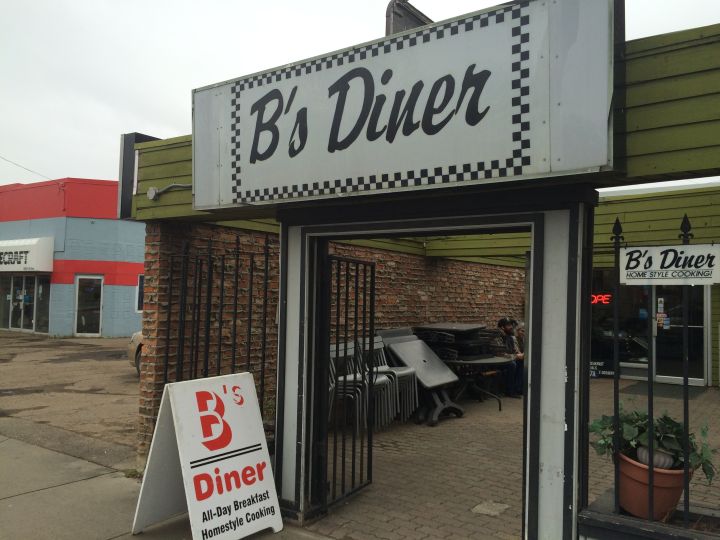B’s Diner in Old Strathcona to close doors after 14 years - Edmonton
