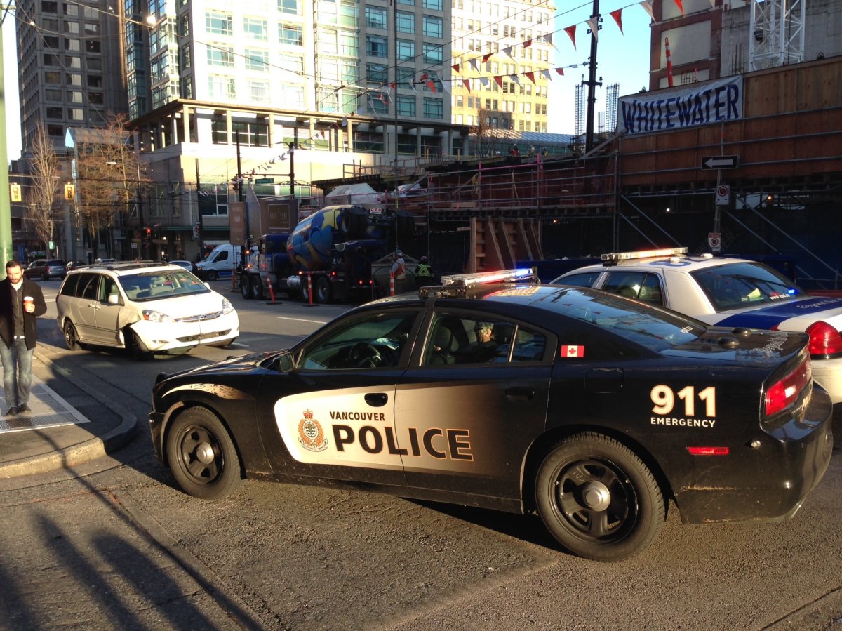 Man arrested after attempted carjacking in downtown Vancouver - image