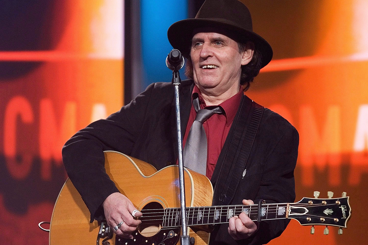  Ron Hynes performs at the dress rehearsal at the East Coast Music Awards Sunday, March 1, 2009 in Corner Brook, Newfoundland.