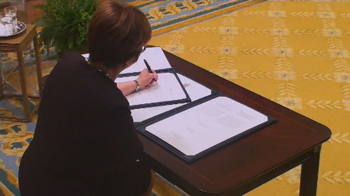 Leftie alert: Newfoundland and Labrador's Judy Foote is the new minister of public services and procurement.