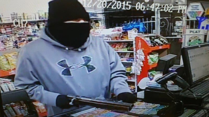 Saskatoon police are looking for a man who used a sawed-off shotgun to rob a 29th Street West store.