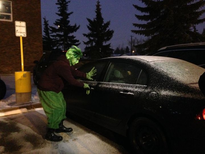 The AMA is warning shoppers to be vigilant when out shopping so their car isn't broken into by a Christmas Grinch. 