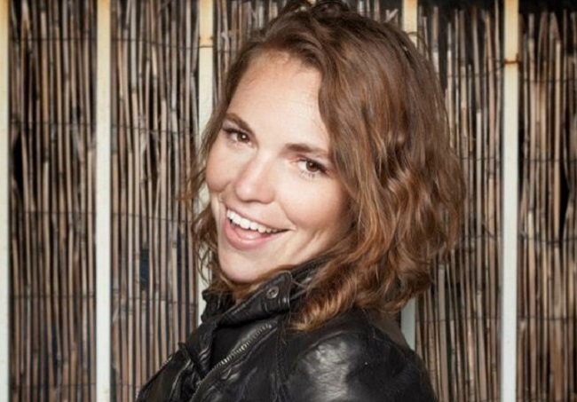 Comedian Beth Stelling is speaking out about her experiences with physical and sexual abuse.