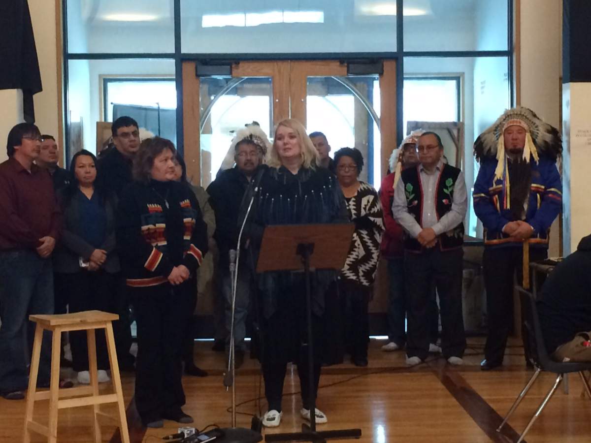 The province says it wants indigenous children in Child and Family Services to be placed in indigenous foster homes.