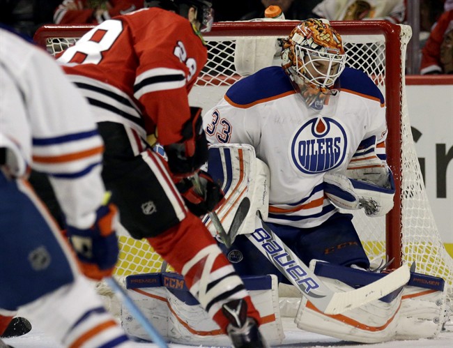 Blackhawks blank Oilers 4-0 in Chicago - image