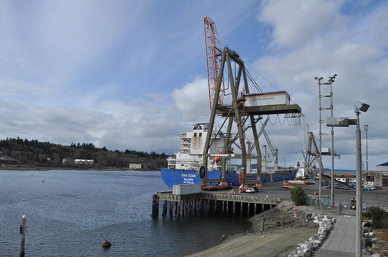 Container crane at Budd Inlet, Olympia, Washington loading the Kai Xuan