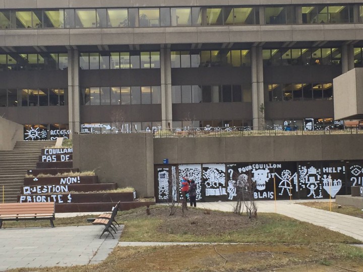 Public sector protesters gather in Quebec City, December 9, 2015.