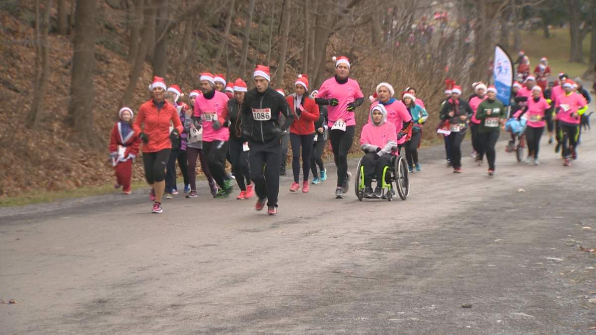 Runners take part in annual Santa Shuffle on Mount Royal. Saturday, Dec. 5, 2015.