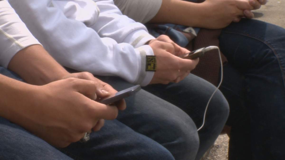 Châteauguay police are remind teenagers that sharing naked photos of their underaged peers is a criminal offence.