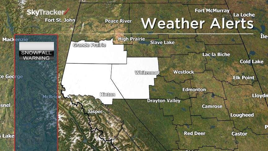 Environment Canada issued a snowfall warning for regions northwest of Edmonton Thursday, Dec. 17, 2015.
