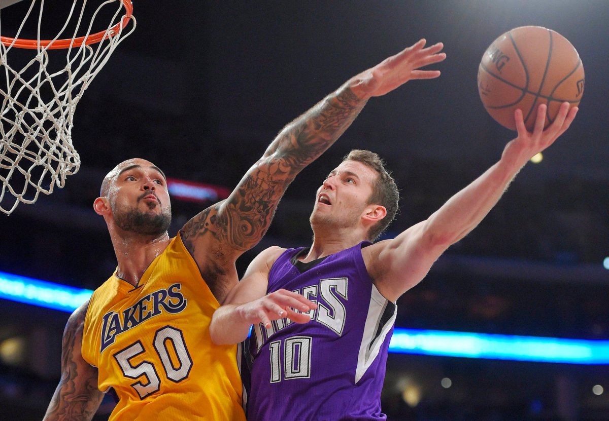 Los Angeles Lakers centre Robert Sacre would like to see the NBA return to Vancouver.