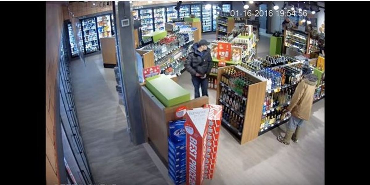 West Kelowna liquor store posts video of theft - image