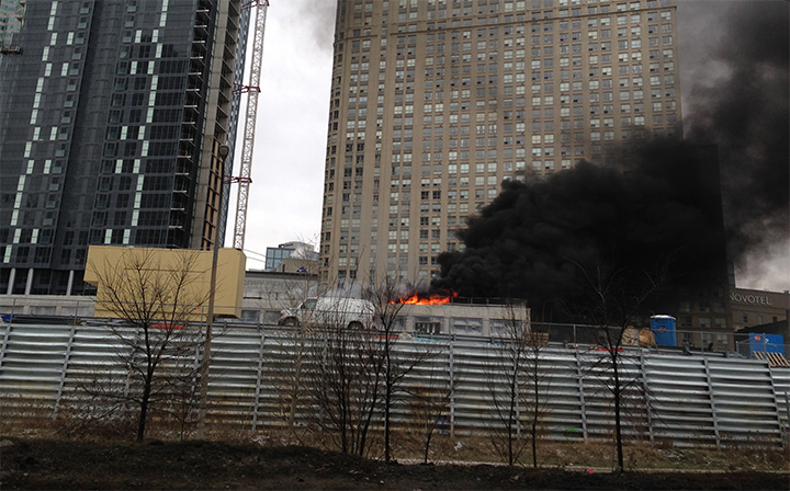 Fire erupts at downtown Toronto building under construction - image