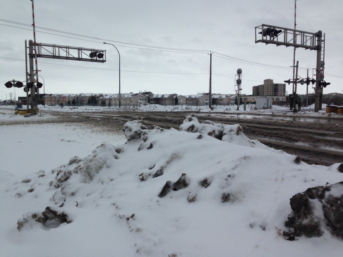 Waverley Underpass project gets green light from Winnipeg city council - image