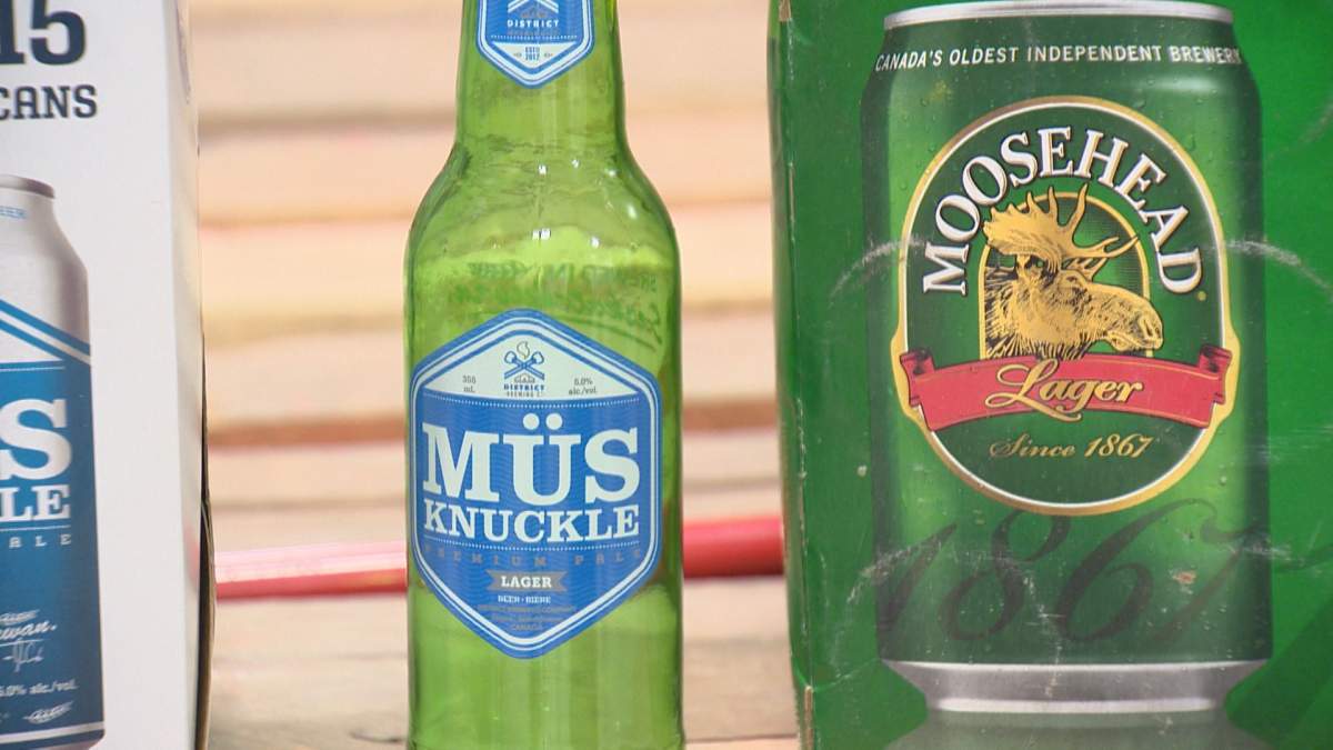 A side-by-side look at Müs Knuckle and Moosehead’s branding.