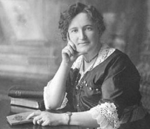 Manitoba’s Conservative leader is calling for suffragette Nellie McClung to be the first woman other than the Queen to be on a banknote.