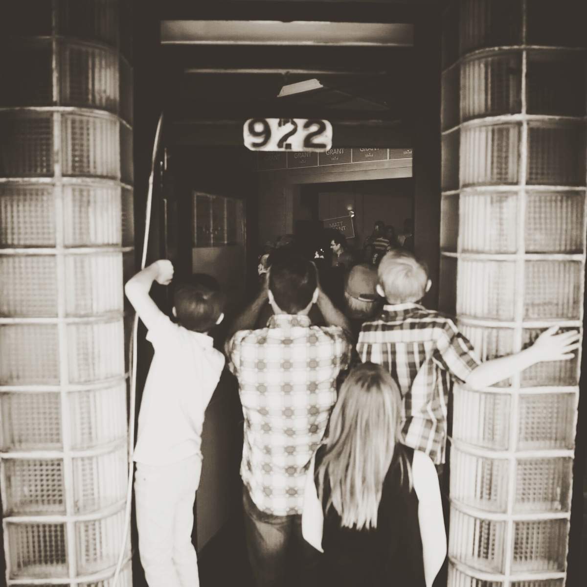 Teens try to see Trudeau