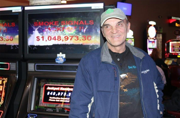 pleased to announce the Smoke Signals Jackpot has been won once more at Dakota Dunes Casino.
