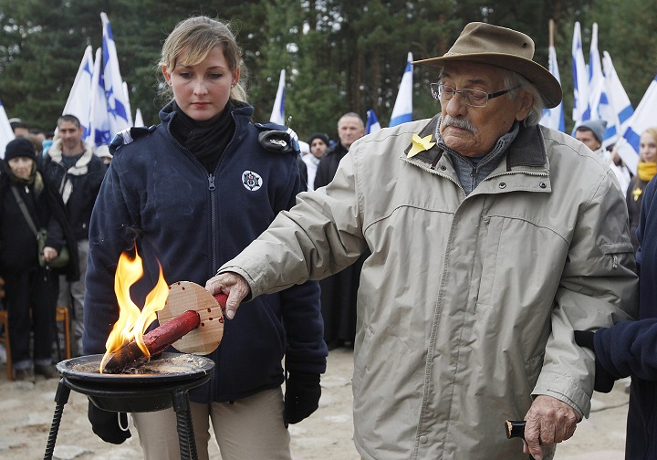 Samuel Willenberg, pictured Oct. 2, 2013 at a memorial at the Treblinka death camp, was one of only 67 known survivors.