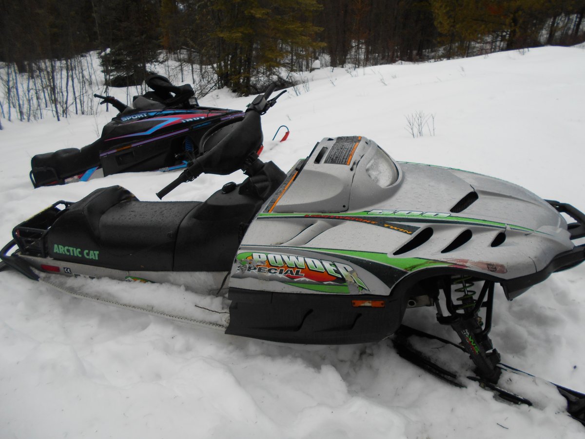 Kelowna RCMP look for owners of abandoned snow mobiles - image