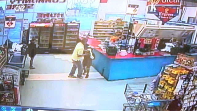 8-year-old holds up Florida grocery store at gunpoint, demands money - image