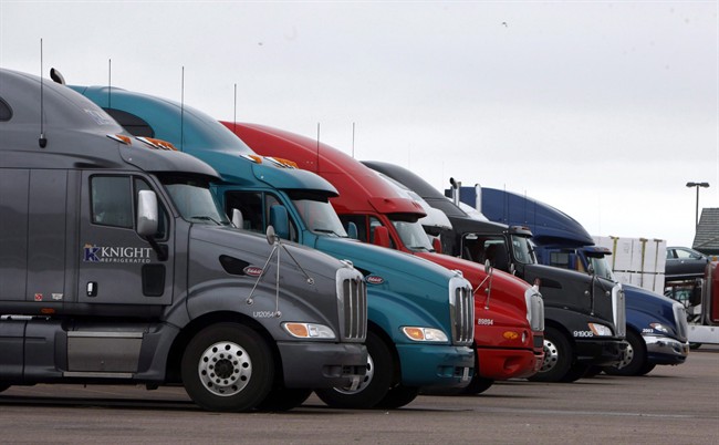 Mandatory entry-level training for truck drivers now in effect in Manitoba - image
