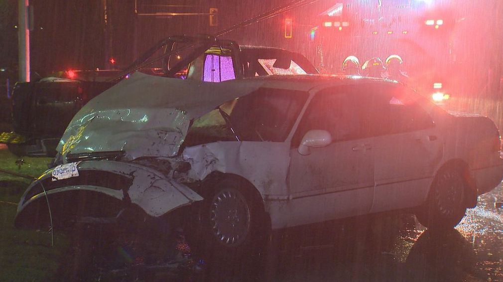 Langley crash sends 2 people to hospital - image