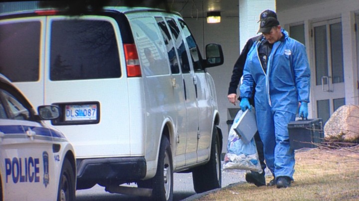 Man in hospital with gunshot wound to face, police investigating ...