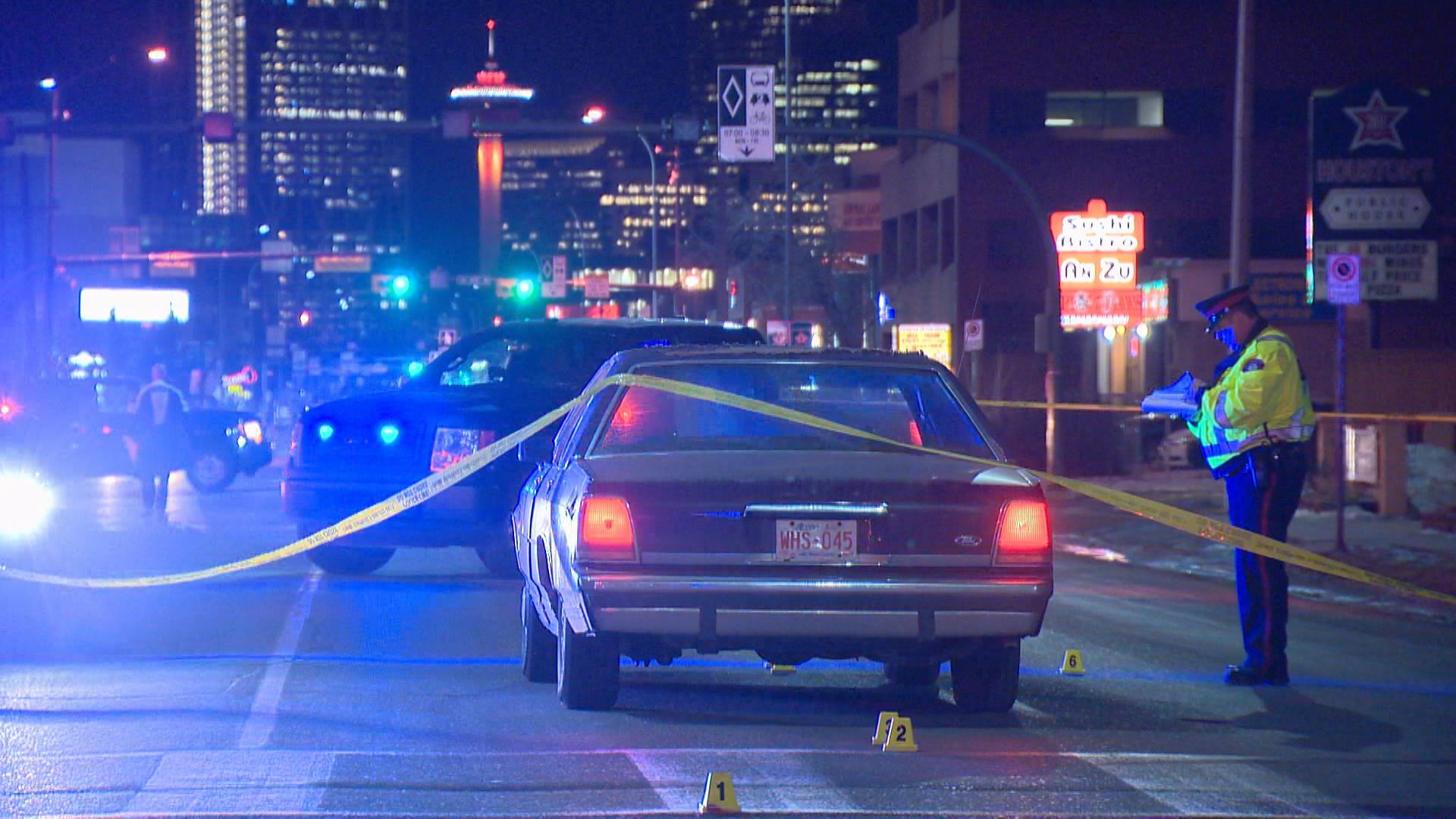 Woman hit while crossing Centre Street dies in hospital | Globalnews.ca