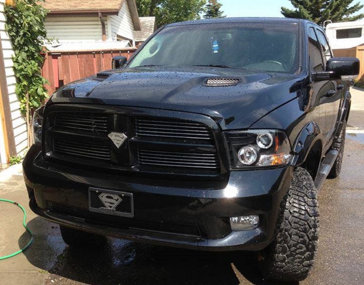 Calgary police seek information on car, truck linked to July 2015 ...