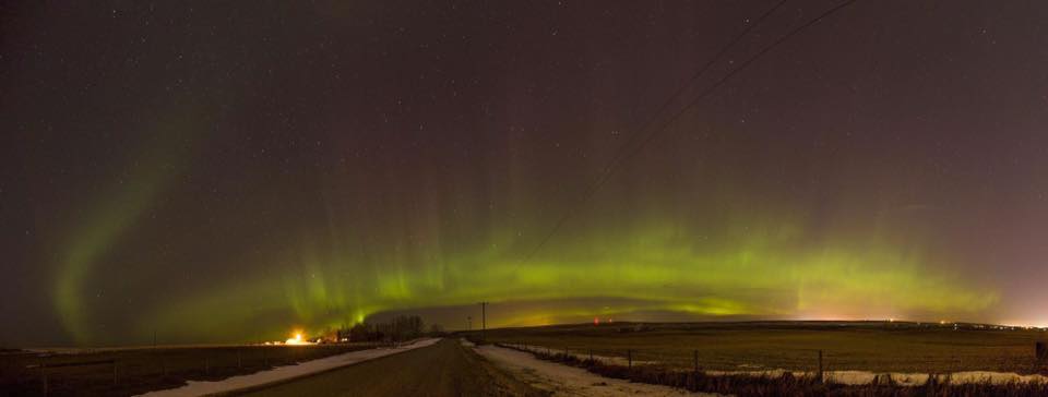 Stuart Milliner captured the northern lights just north of Calgary at 10:15 PM on Tuesday night.
