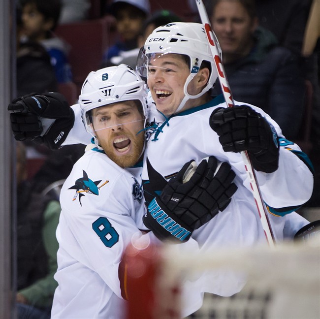 Big third period leads Sharks over Canucks - image