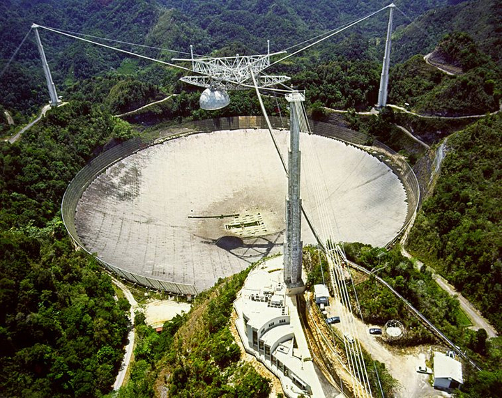Using the Arecibo radio telescope in Puerto Rico, a McGill astronomer discovered a repeating fast radio burst, the first ever recorded.