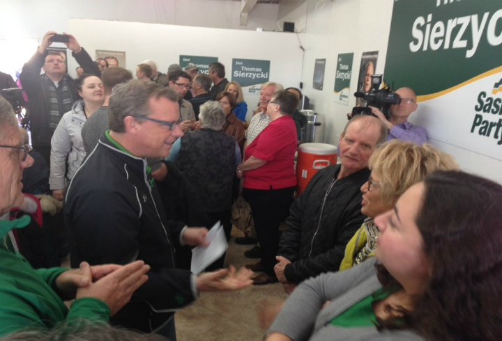 Brad Wall arrives in La Ronge, Sask. during the final week of the Saskatchewan election campaign.