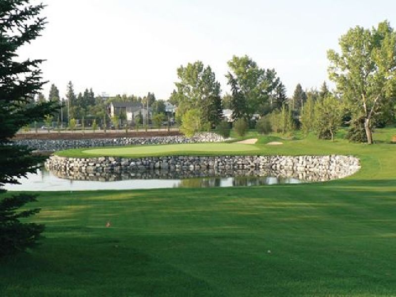 Shaganappi Point Golf Course. 