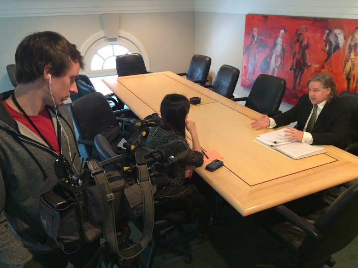 Suspected murderer proclaims innocence after committing suicide - image