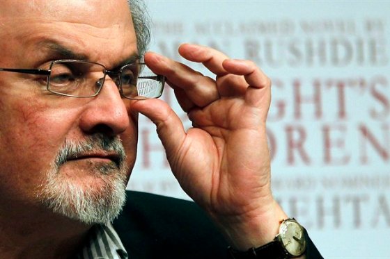 Salman Rushdie stabbed