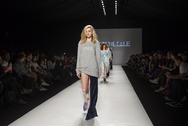 Toronto Fashion Week 2016 off to colourful start - image