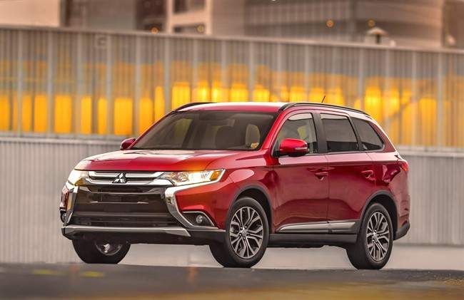 This photo provided by Mitsubishi shows the 2016 Mitsubishi Outlander.
