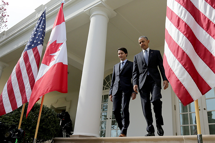 U.S. President Barack Obama and Canadian Prime Minister Justin Trudeau walk from the Oval Office to a joint press conference in the Rose Garden of the White House March 10, 2016 in Washington, DC. Trudeau and Obama met privately in the Oval Office prior to the press conference. 
