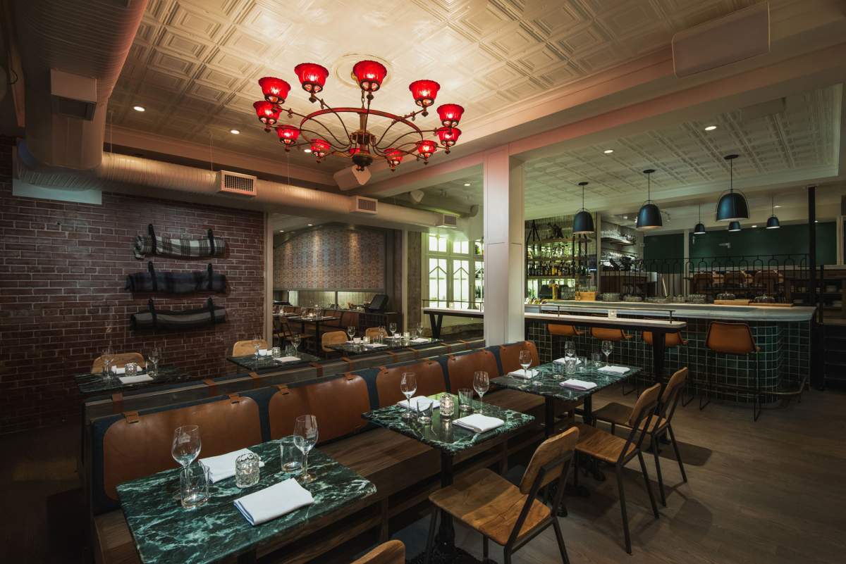 Pigeonhole placed 16th on Canada's 100 Best magazine's 2016 restaurant ranking. 