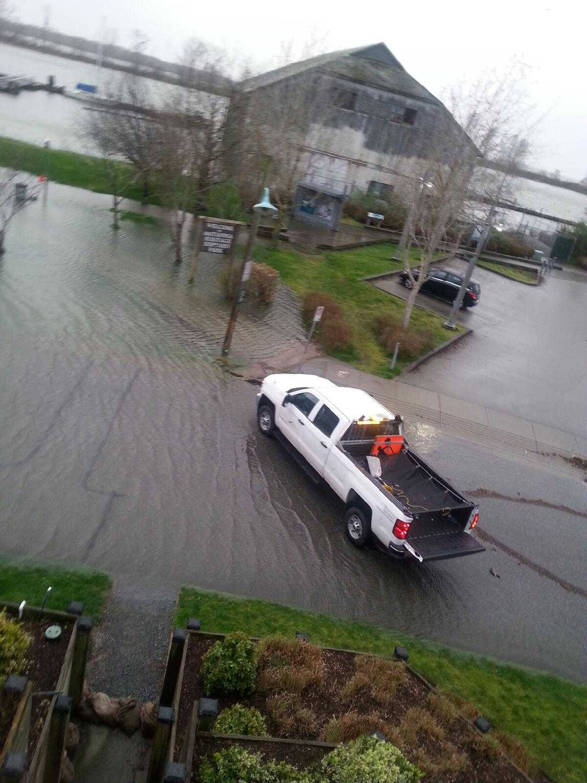 Thousands Without Power On BC’s South Coast Following Windstorm - BC ...