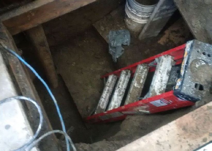 Calgary police executed a search warrant at a residence in the 200 block of Queen Charlotte Way S.E. on on Saturday, March 19, 2016.