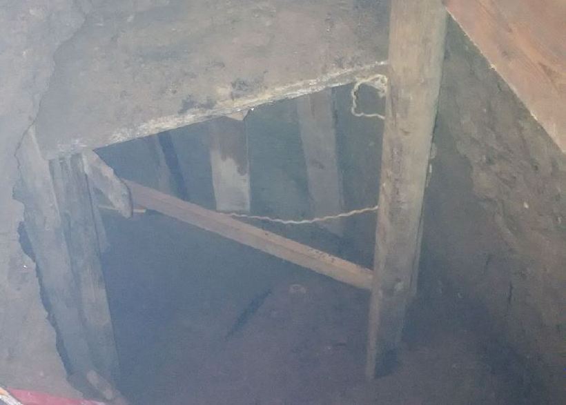 Calgary police executed a search warrant at a residence in the 200 block of Queen Charlotte Way S.E. on on Saturday, March 19, 2016.