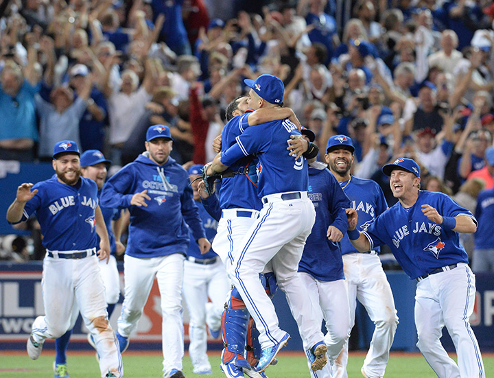 Canada bars Blue Jays from playing games in Toronto