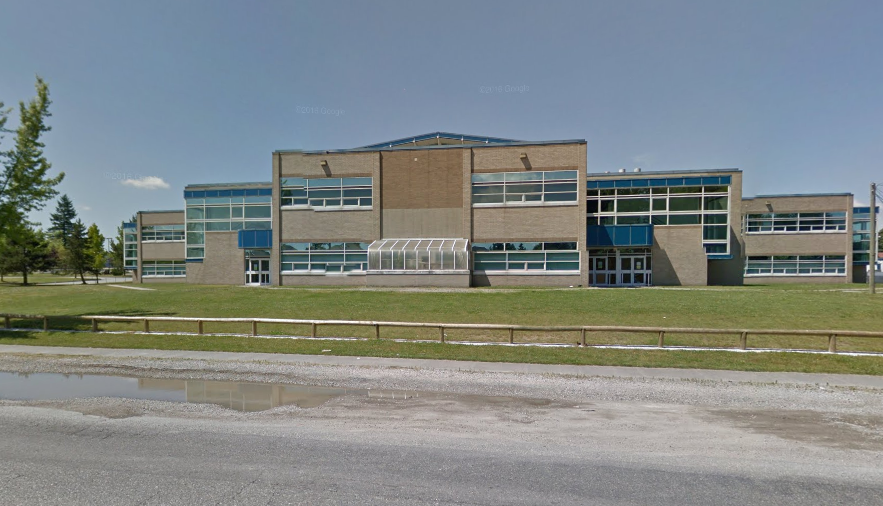 Lockdown at Surrey school caused by reports of gunman in area lifted - image