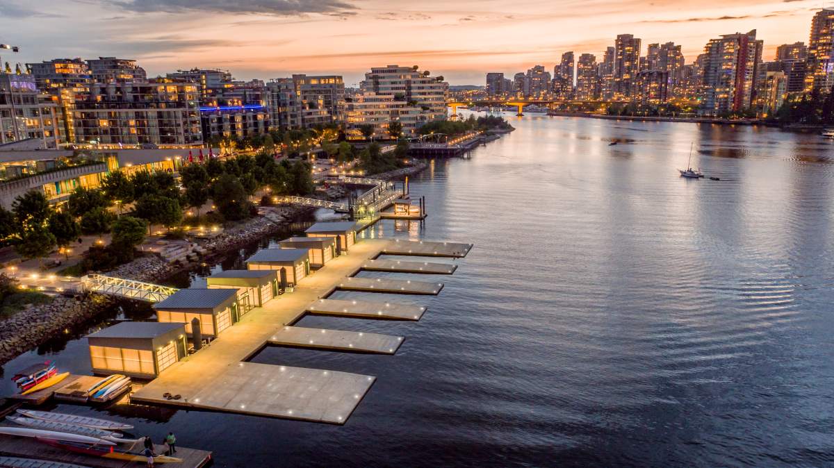 New paddling centre opens at False Creek - image