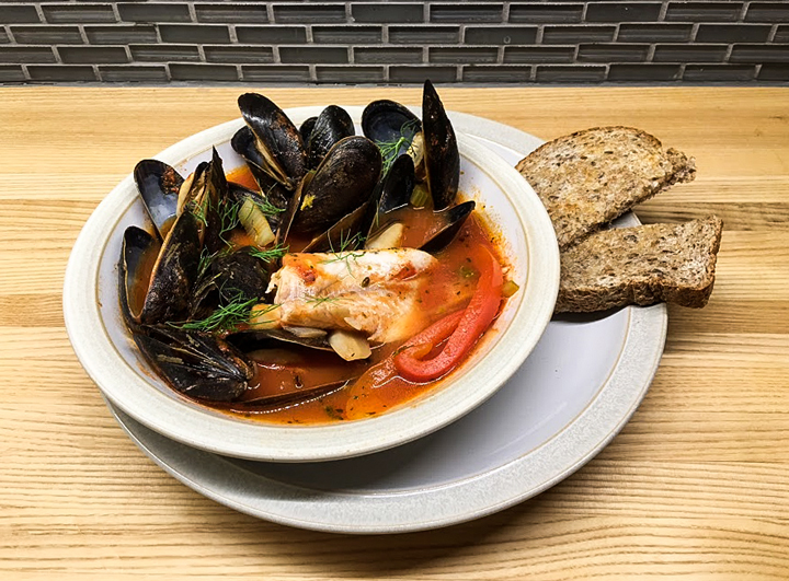 Here’s what a top Canadian registered dietitian eats in a day - image