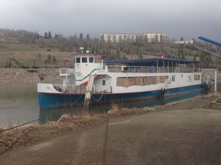 The Edmonton Queen Riverboat sits in the North Saskatchewan River Wednesday, April 13, 2016.