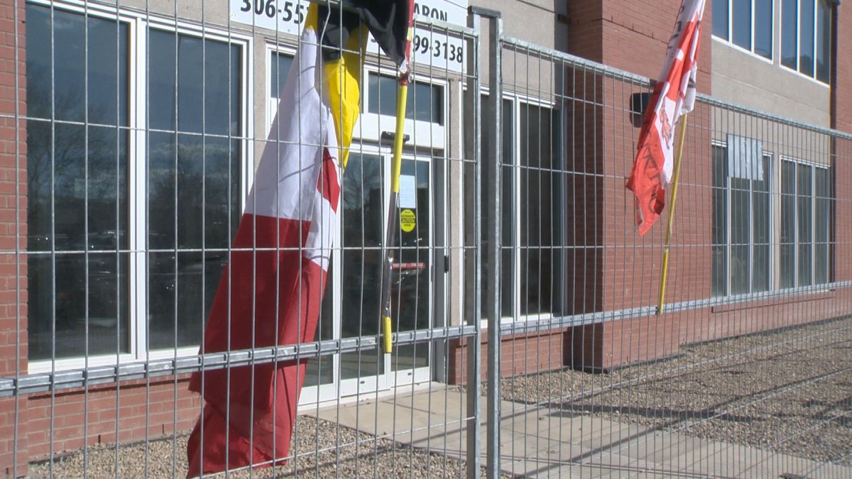 The INAC regional office on Albert Street erected a fence Tuesday evening, pushing protesters further from the building. 